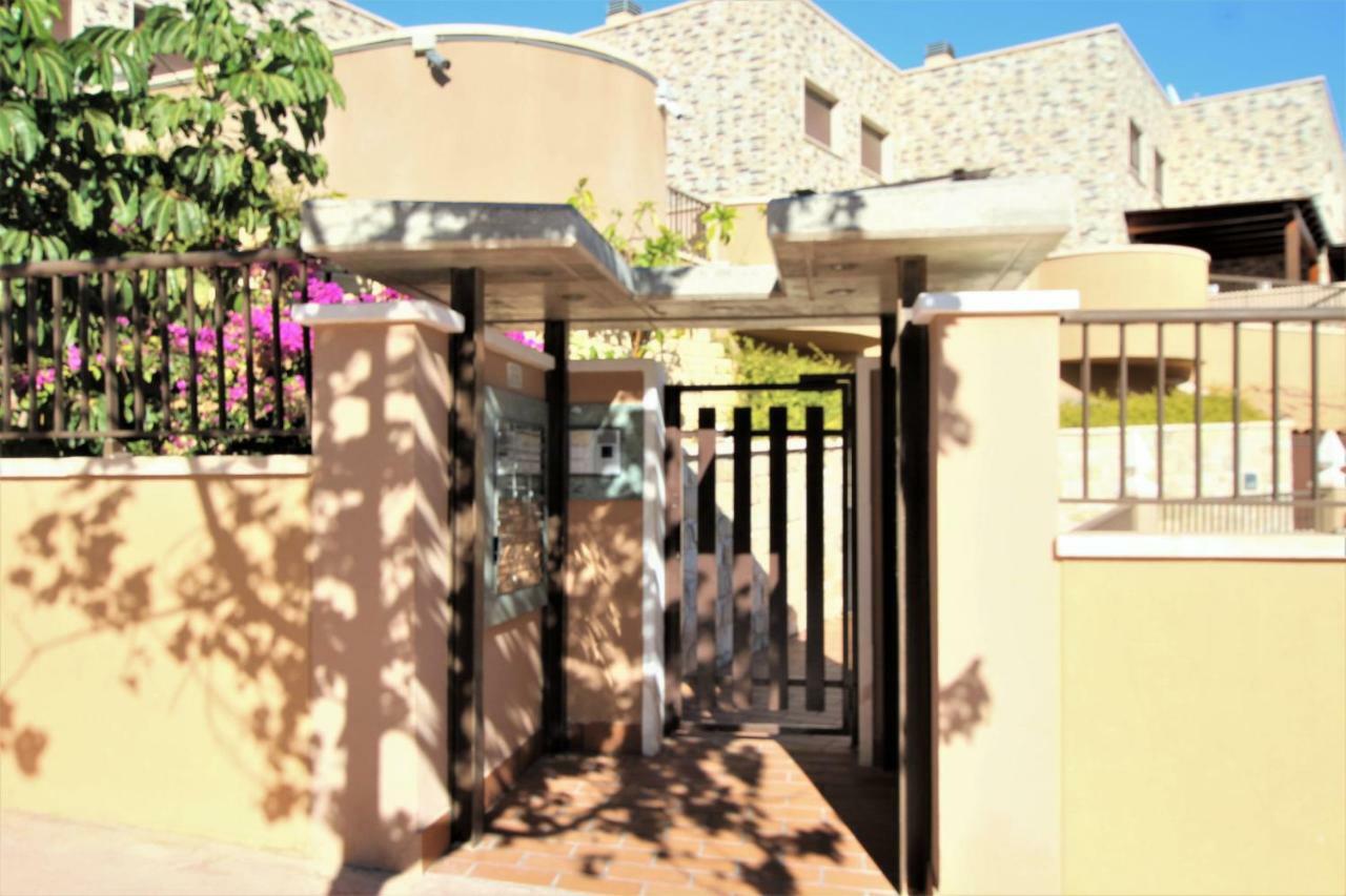 Arenales Beach Spa 阿勒纳勒斯德尔索尔 外观 照片